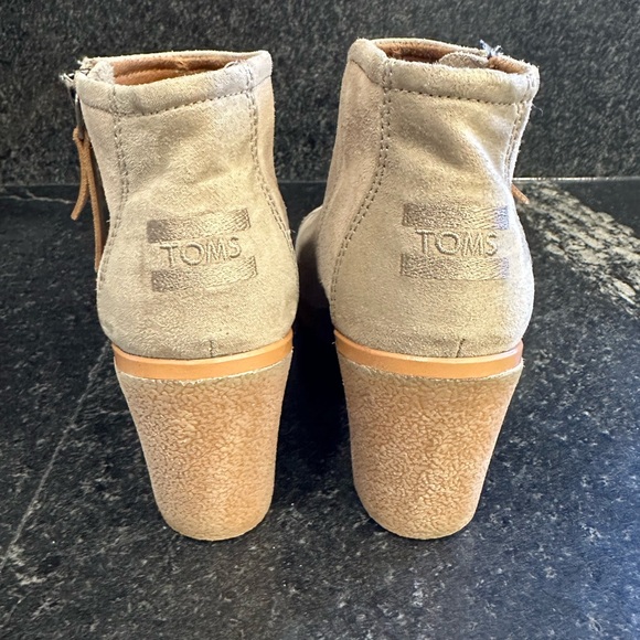 Tom's Avery Wedge Boots, Beige - Picture 3 of 8